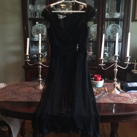 Maggy London, Size 6 - Picture 1 of 3